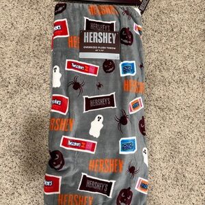 Viral 2024 Hershey's Halloween Plush Fleece Throw Blanket 60x70”